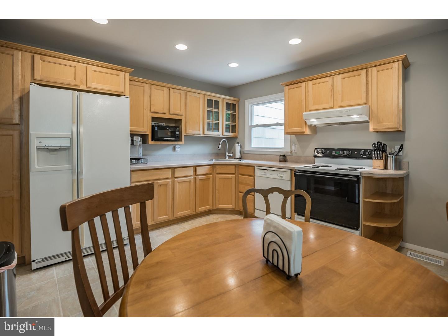 116 Sunset Road Burlington, NJ 08016 - Photo 8 of 25