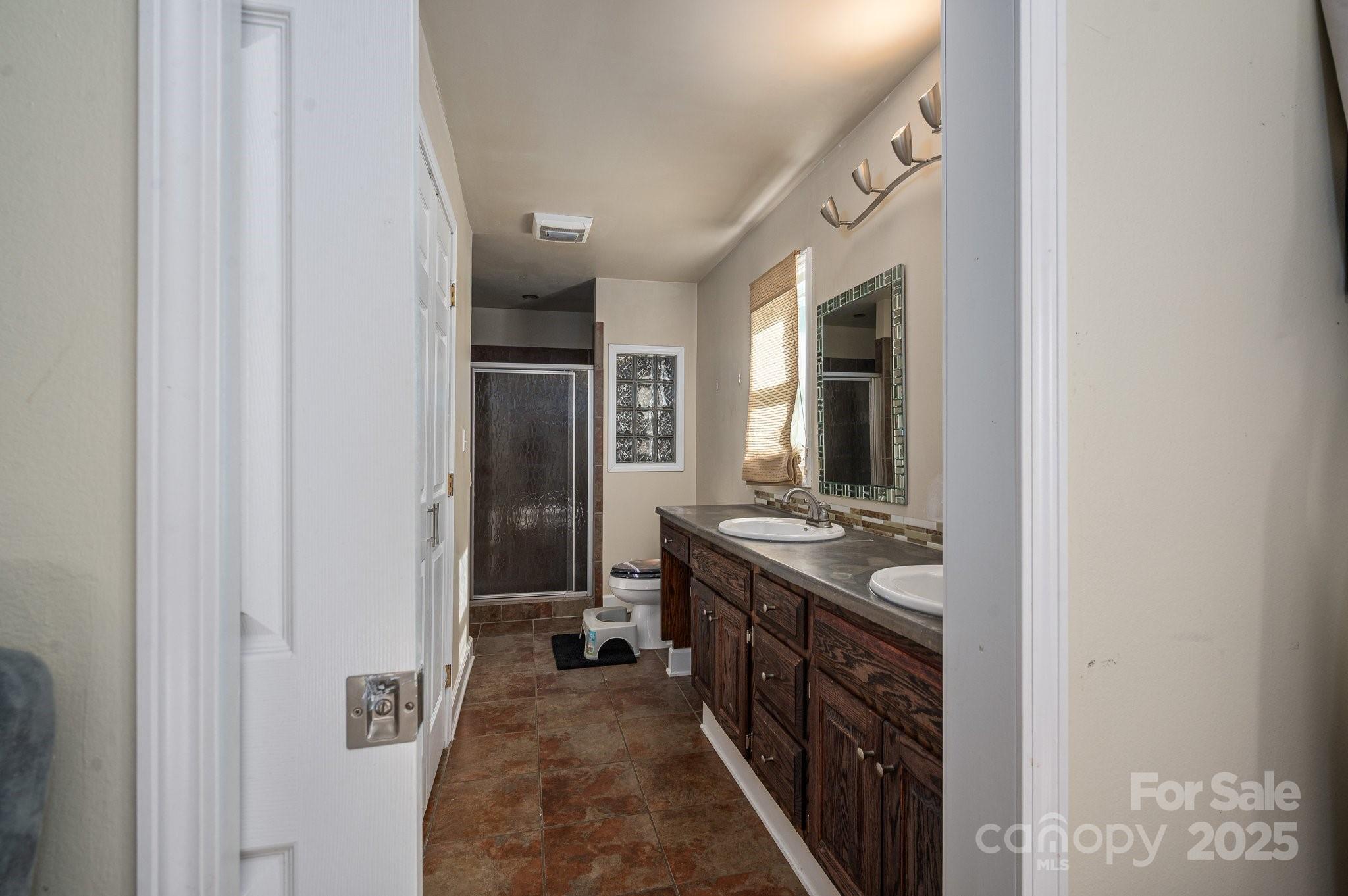 695 Linwood Road Mooresville, NC 28115 - Photo 17 of 25 Gallery Image 17
