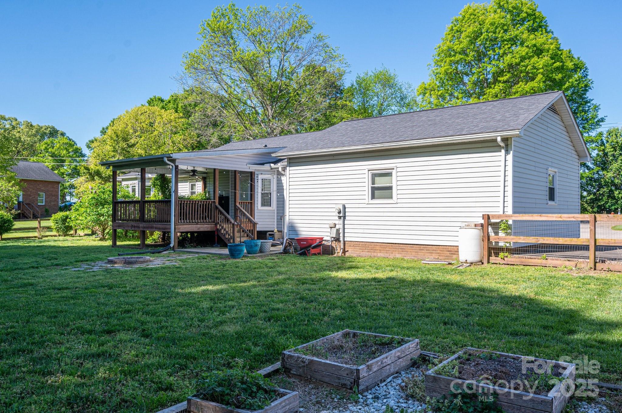 695 Linwood Road Mooresville, NC 28115 - Photo 19 of 25 Gallery Image 19