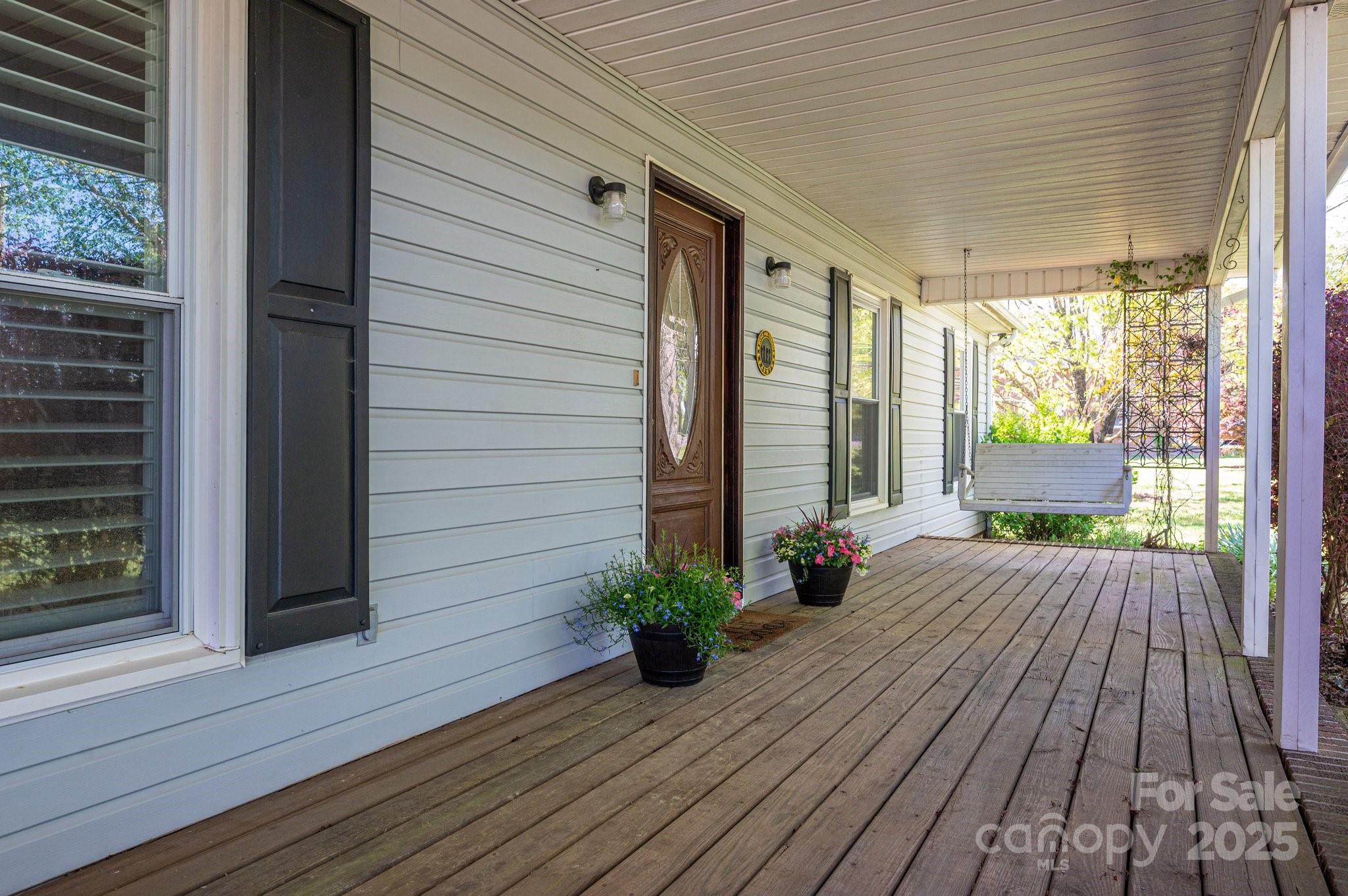 695 Linwood Road Mooresville, NC 28115 - Photo 5 of 25 Gallery Image 5
