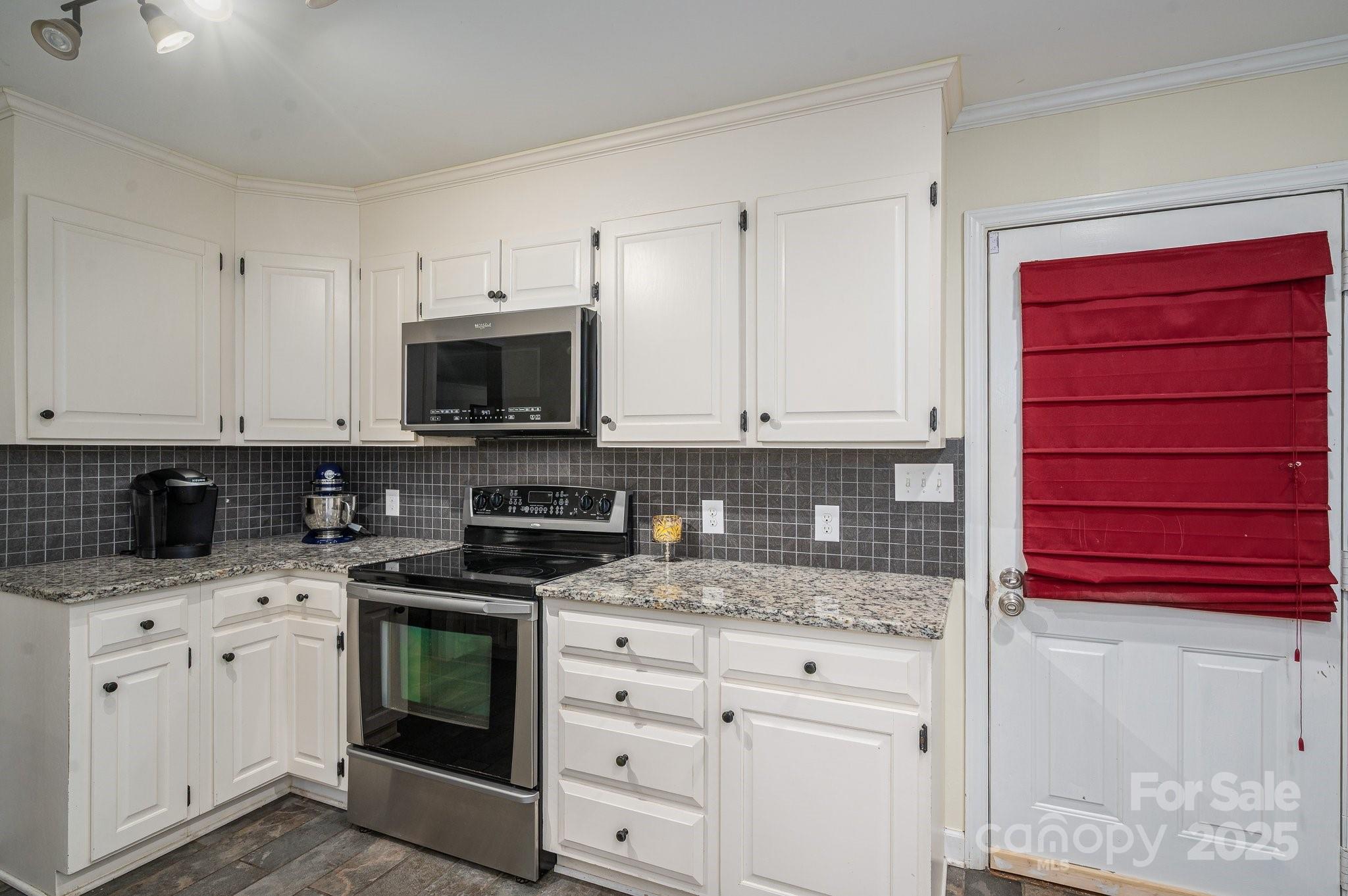 695 Linwood Road Mooresville, NC 28115 - Photo 10 of 25 Gallery Image 10