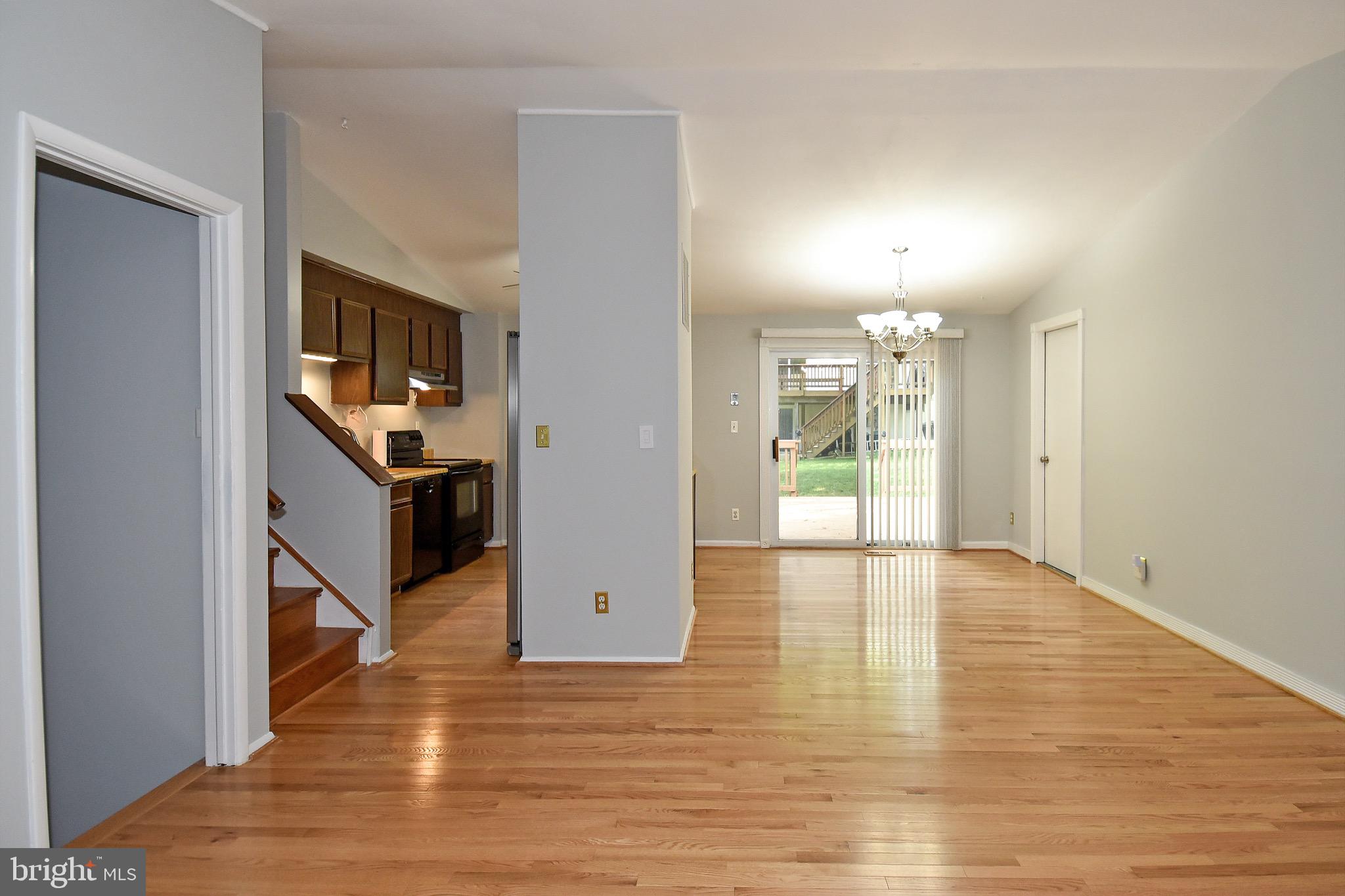5903 Freds Oak Road Burke, VA 22015 - Photo 8 of 38 Living Room facing dining area