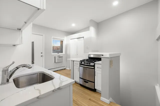 $1,800 | 431 7th Street, Unit 2B, Union City, NJ 07087