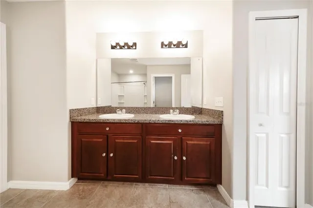 $405,000 | 10162 Carloway Hills Drive, Wimauma, FL 33598