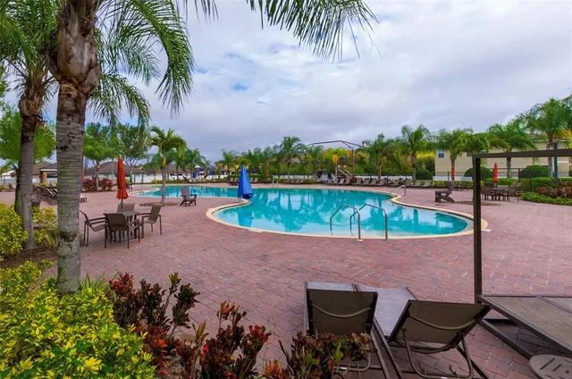 $405,000 | 10162 Carloway Hills Drive, Wimauma, FL 33598