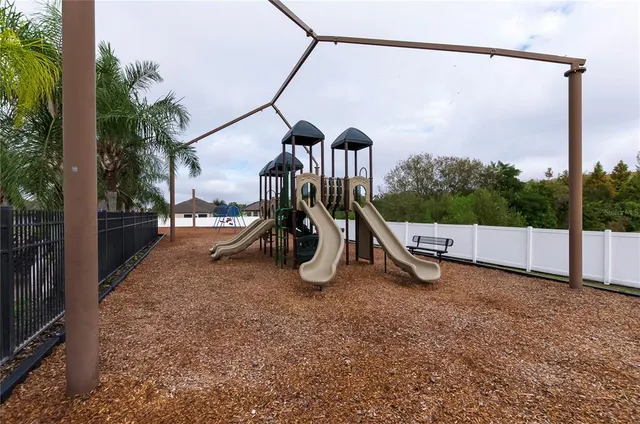 $405,000 | 10162 Carloway Hills Drive, Wimauma, FL 33598