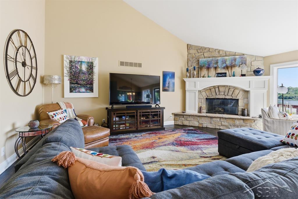 4448 North Verity Road Sanford, MI 48657 - Photo 8 of 59