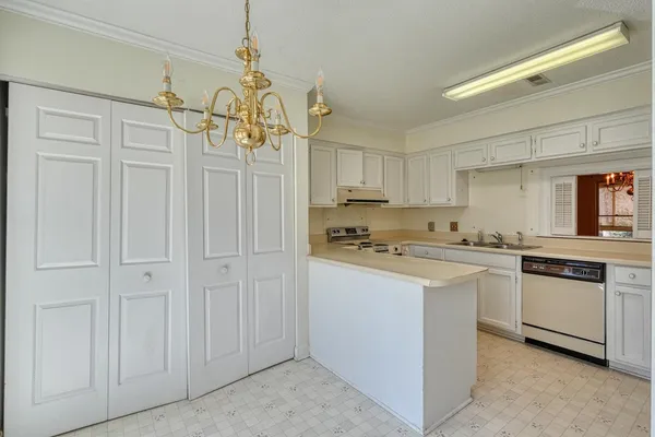 $169,000 | 85 Forest Oaks Way, Spartanburg, SC 29307