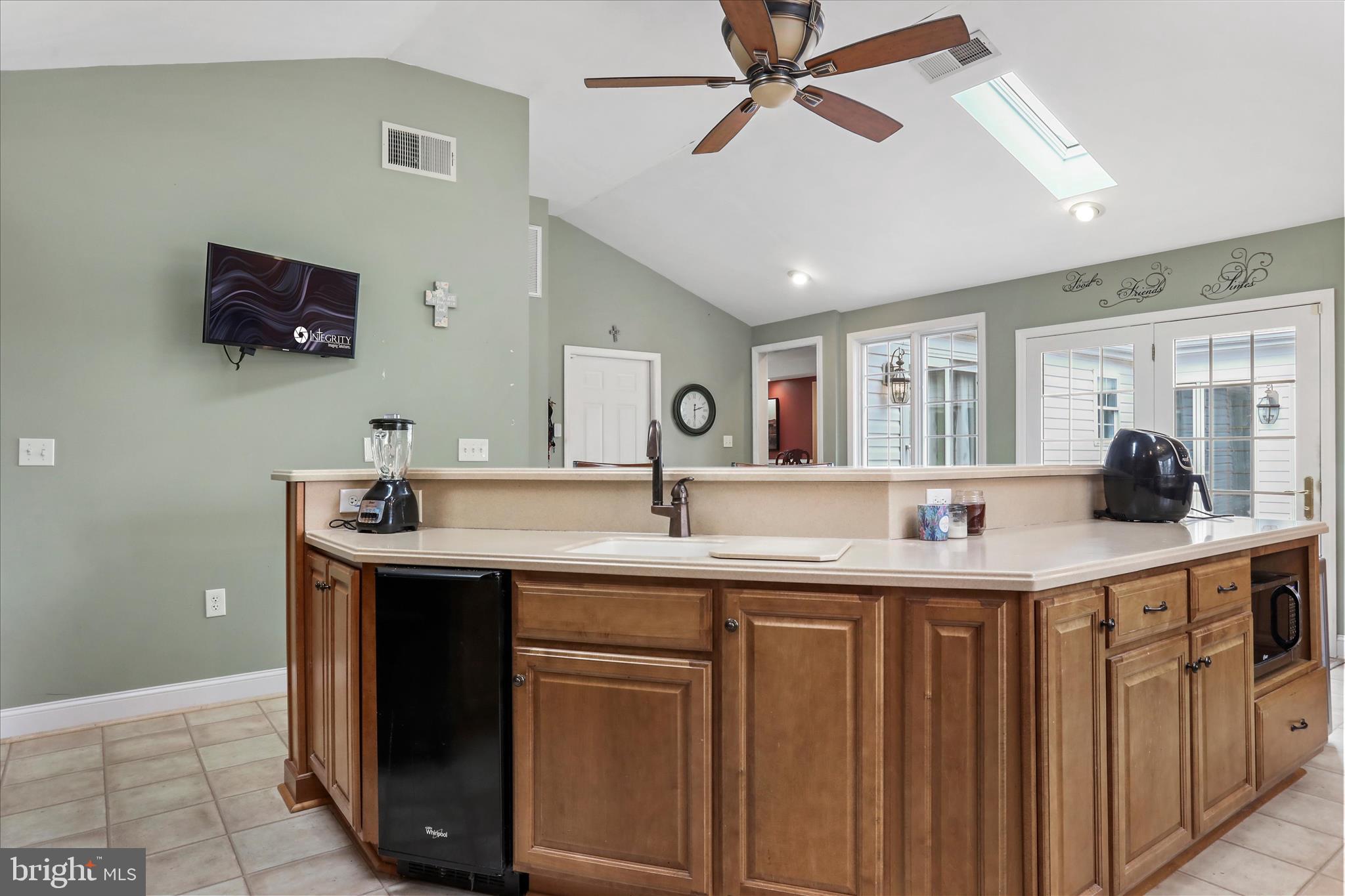 108 Foxhall Road Charles Town, WV 25414 - Photo 5 of 39