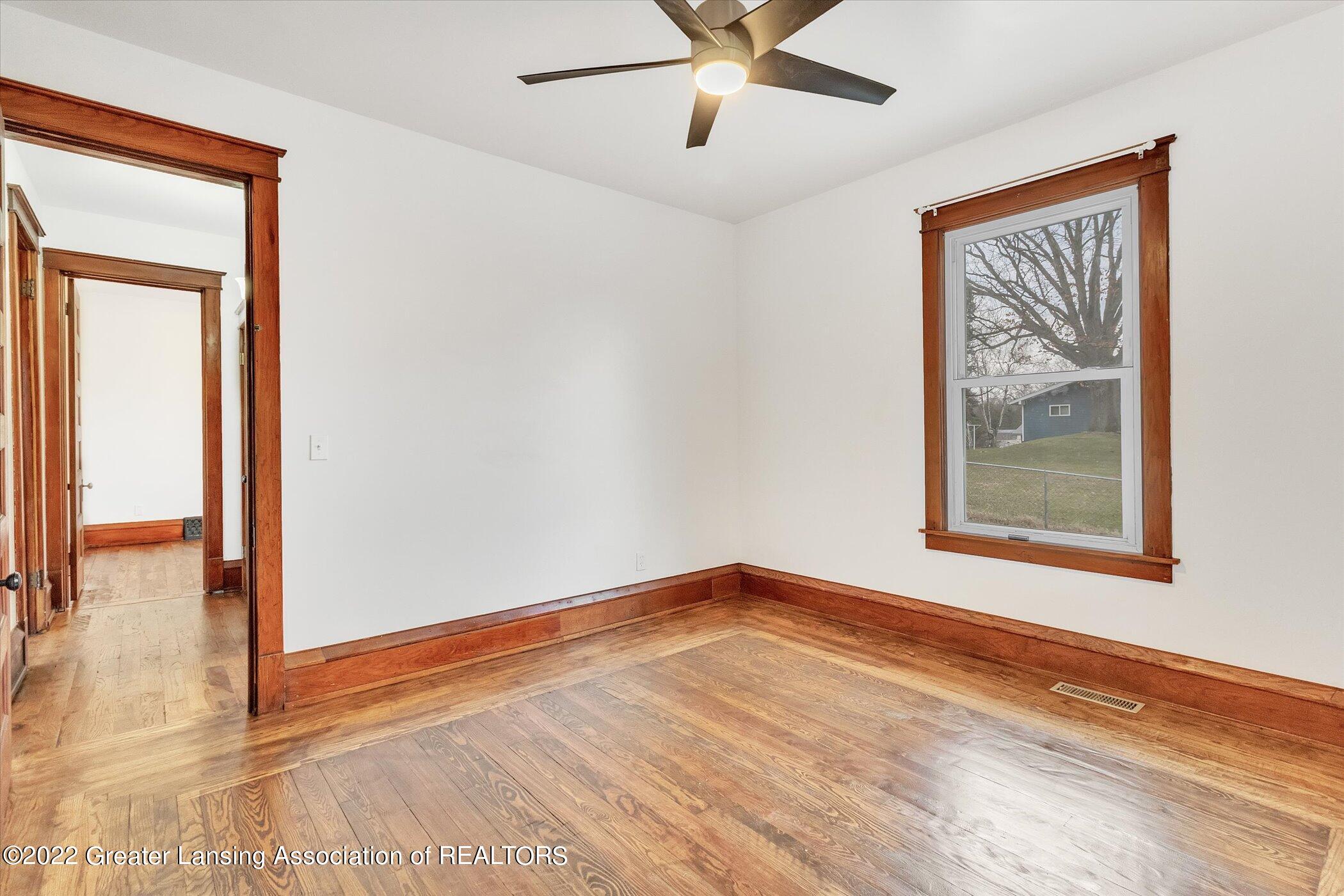 13218 Shaftsburg Road Perry, MI 48872 - Photo 16 of 39 Bedroom