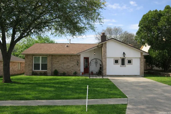 $199,450 | 7911 Forest Cabin, Live Oak, TX 78233