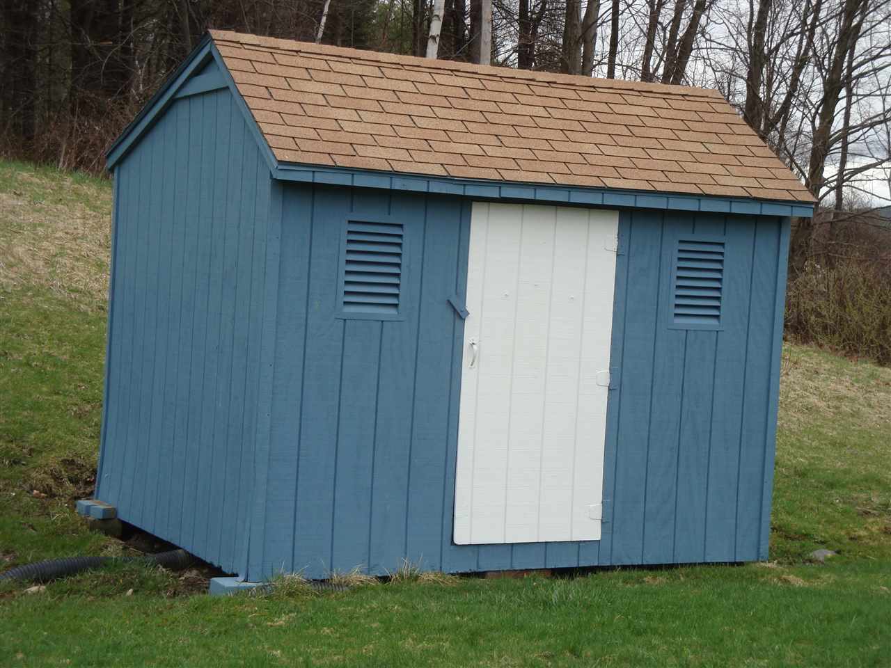 233 Waterman Road Dummerston, VT 05346 - Photo 22 of 26