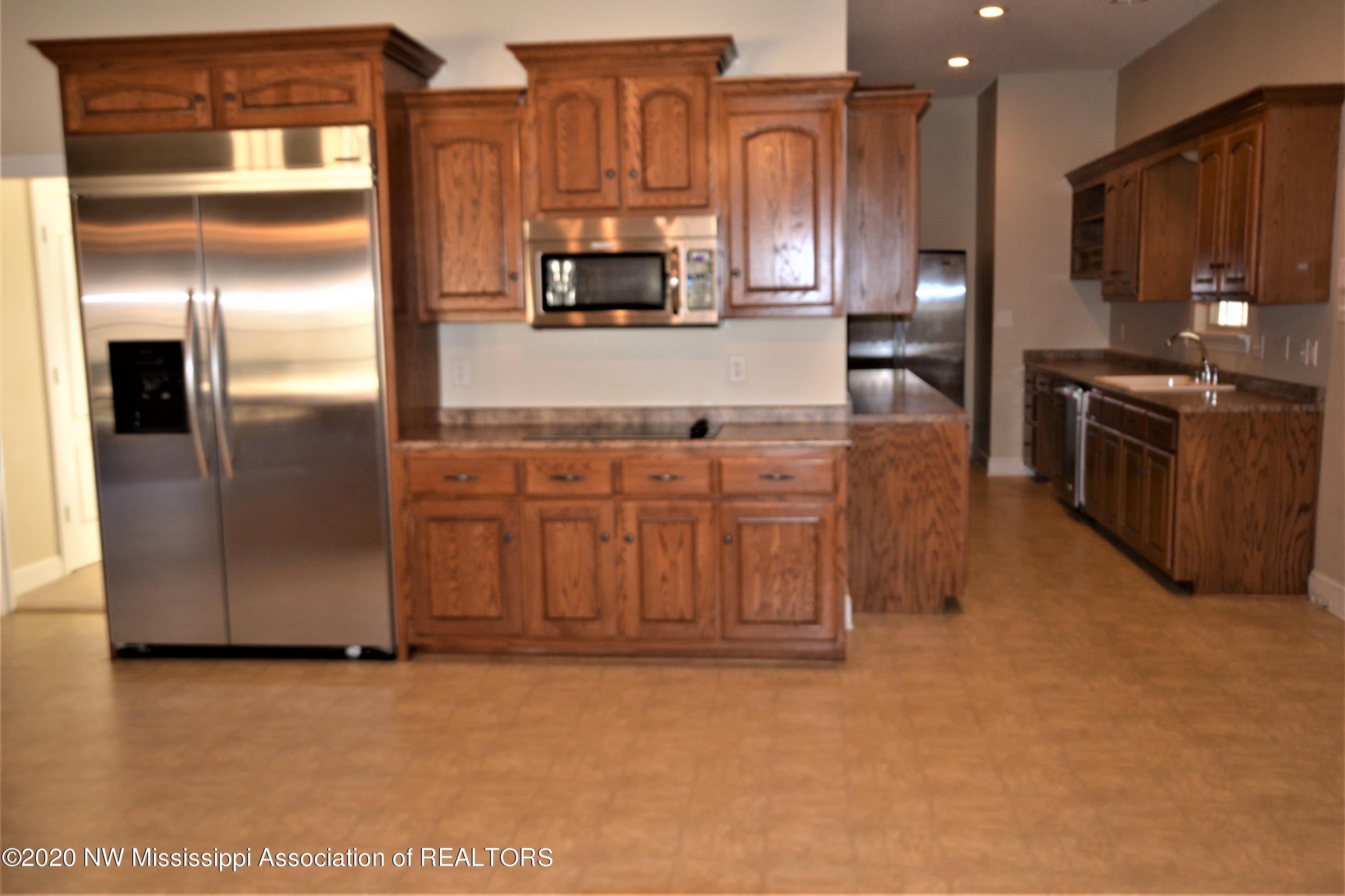 4720 Byhalia Road Hernando, MS 38632 - Photo 12 of 49 Kitchen