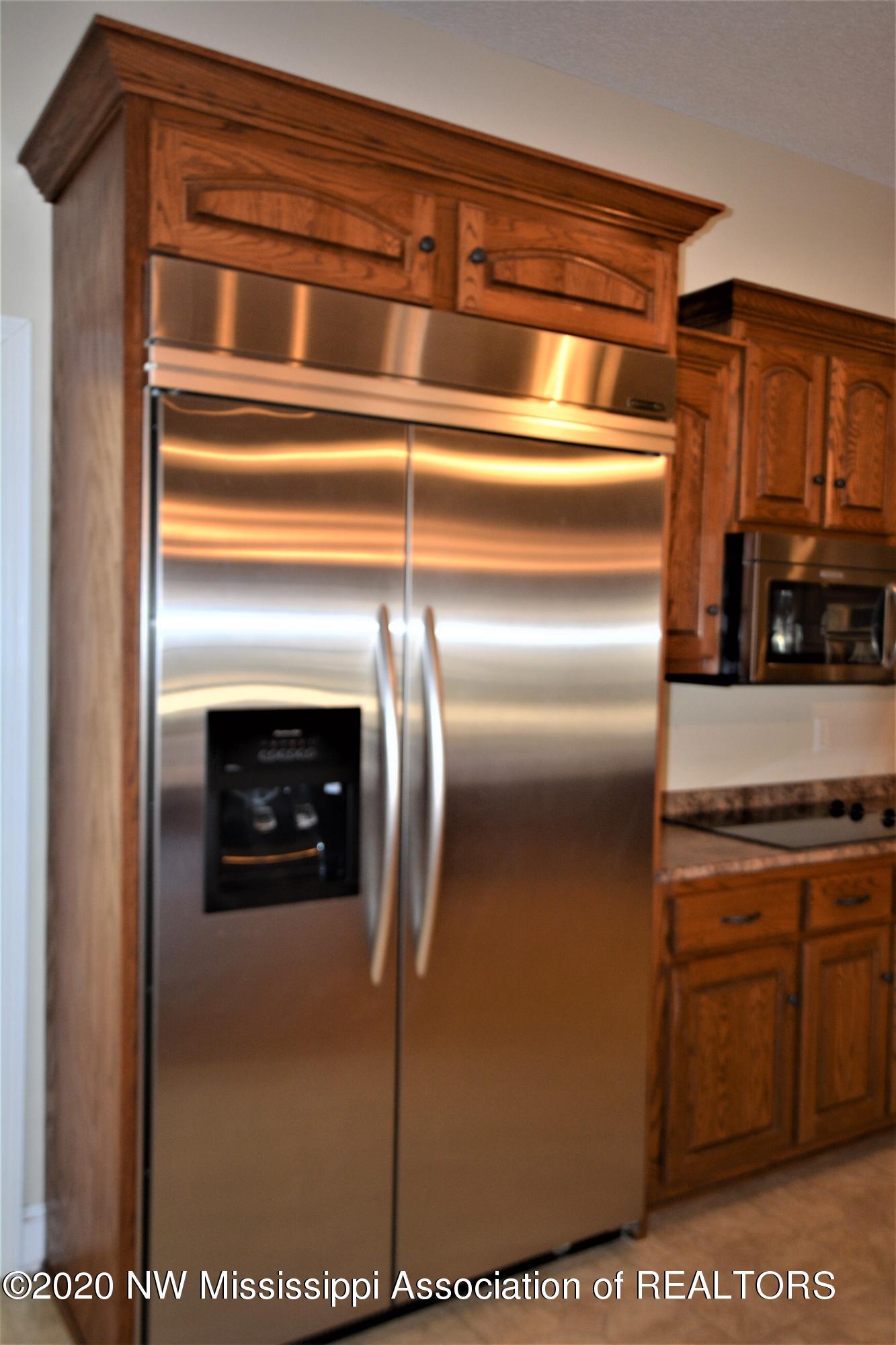 4720 Byhalia Road Hernando, MS 38632 - Photo 13 of 49 Refrigrator