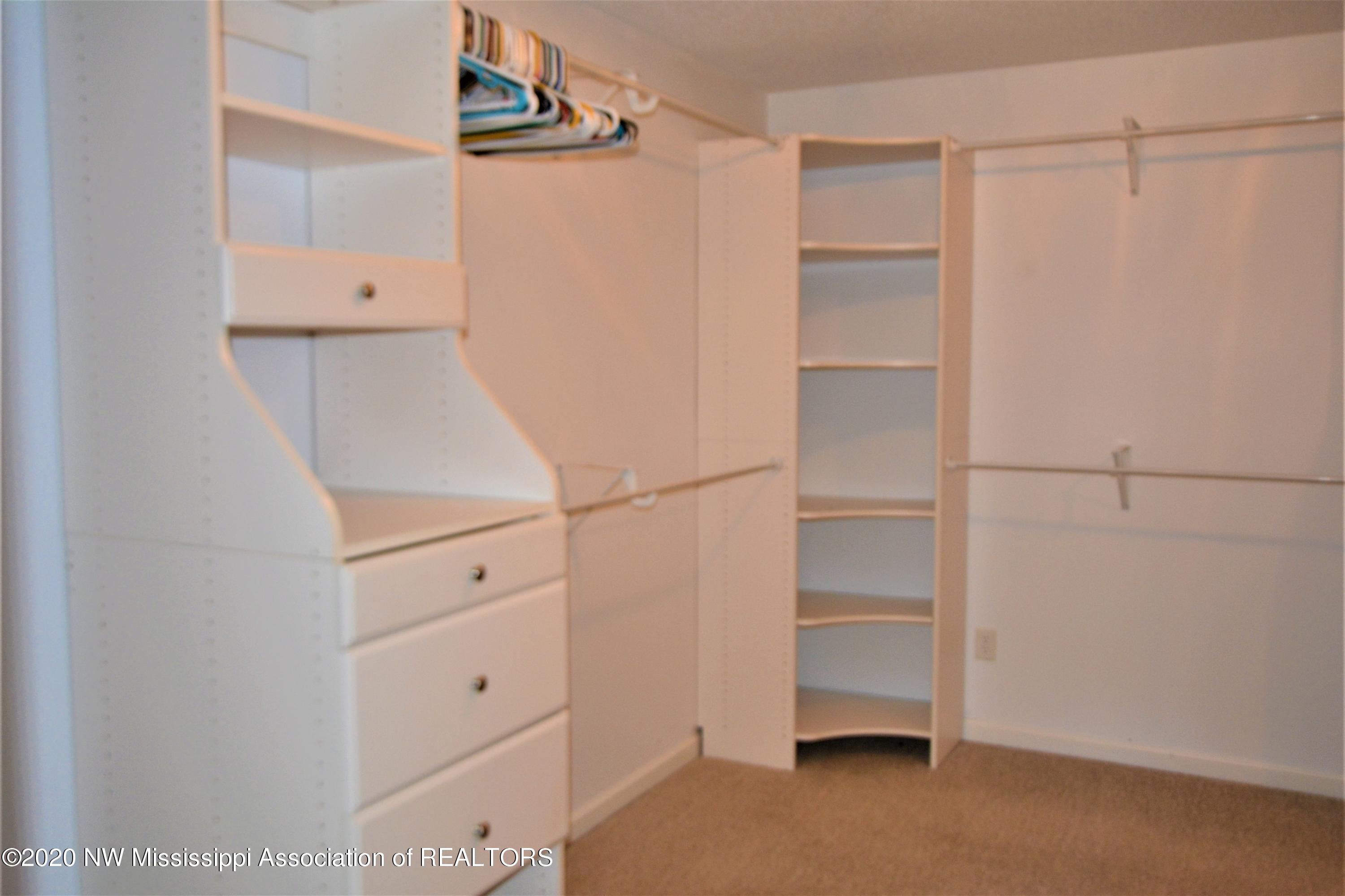 4720 Byhalia Road Hernando, MS 38632 - Photo 41 of 49 Master Closet