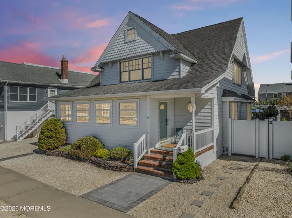 $2,795,000 | 7 Ortley Avenue, Lavallette, NJ 08735