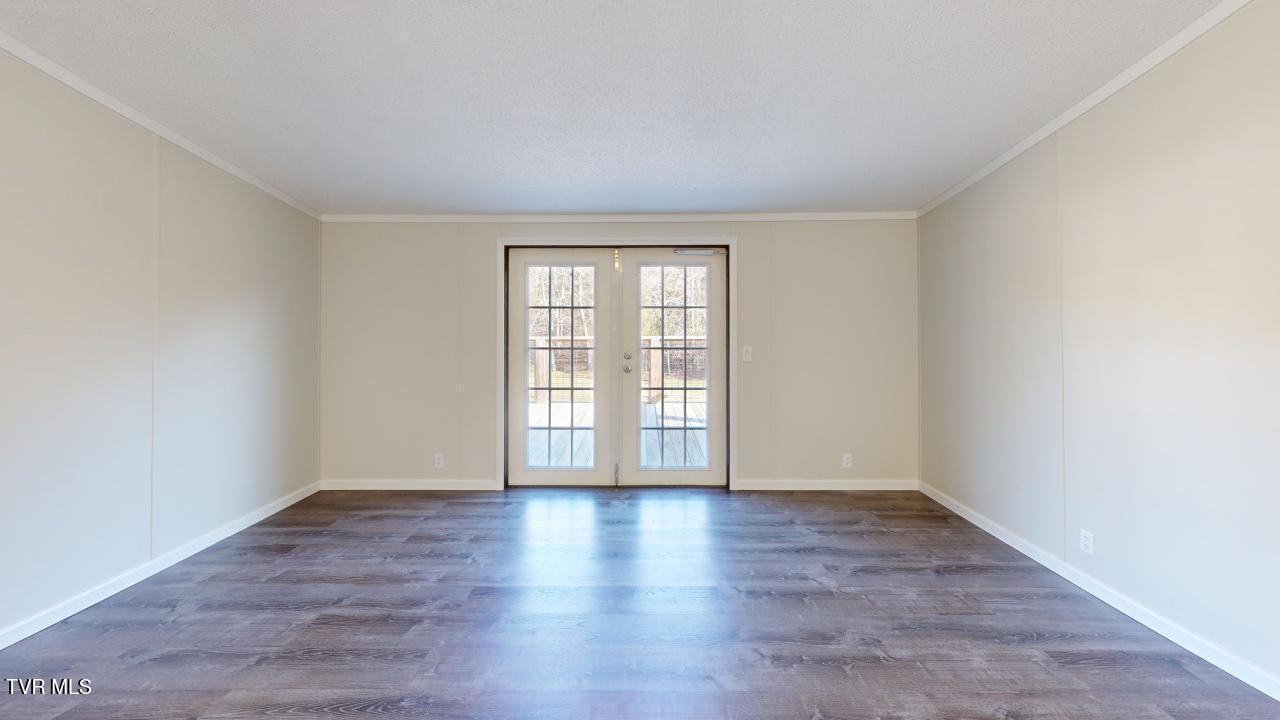 3380 Democrat Road Mohawk, TN 37810 - Photo 27 of 61 3380-Democrat-Rd-James-Vaughn-Living-Roo