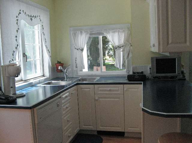 4 Crumitie Road Colonie, NY 12211 - Photo 8 of 12 Photo 8