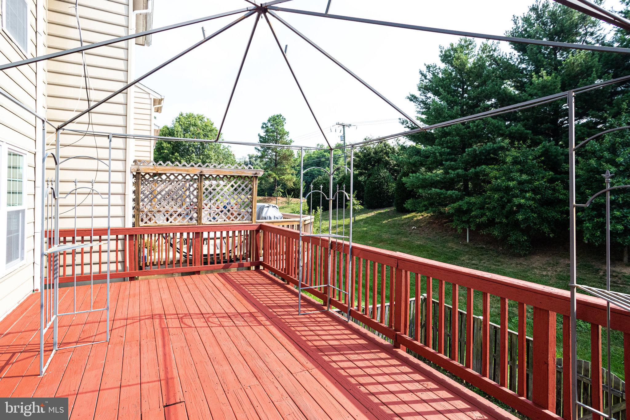 8619 Beech Hollow Lane Springfield, VA 22153 - Photo 23 of 57