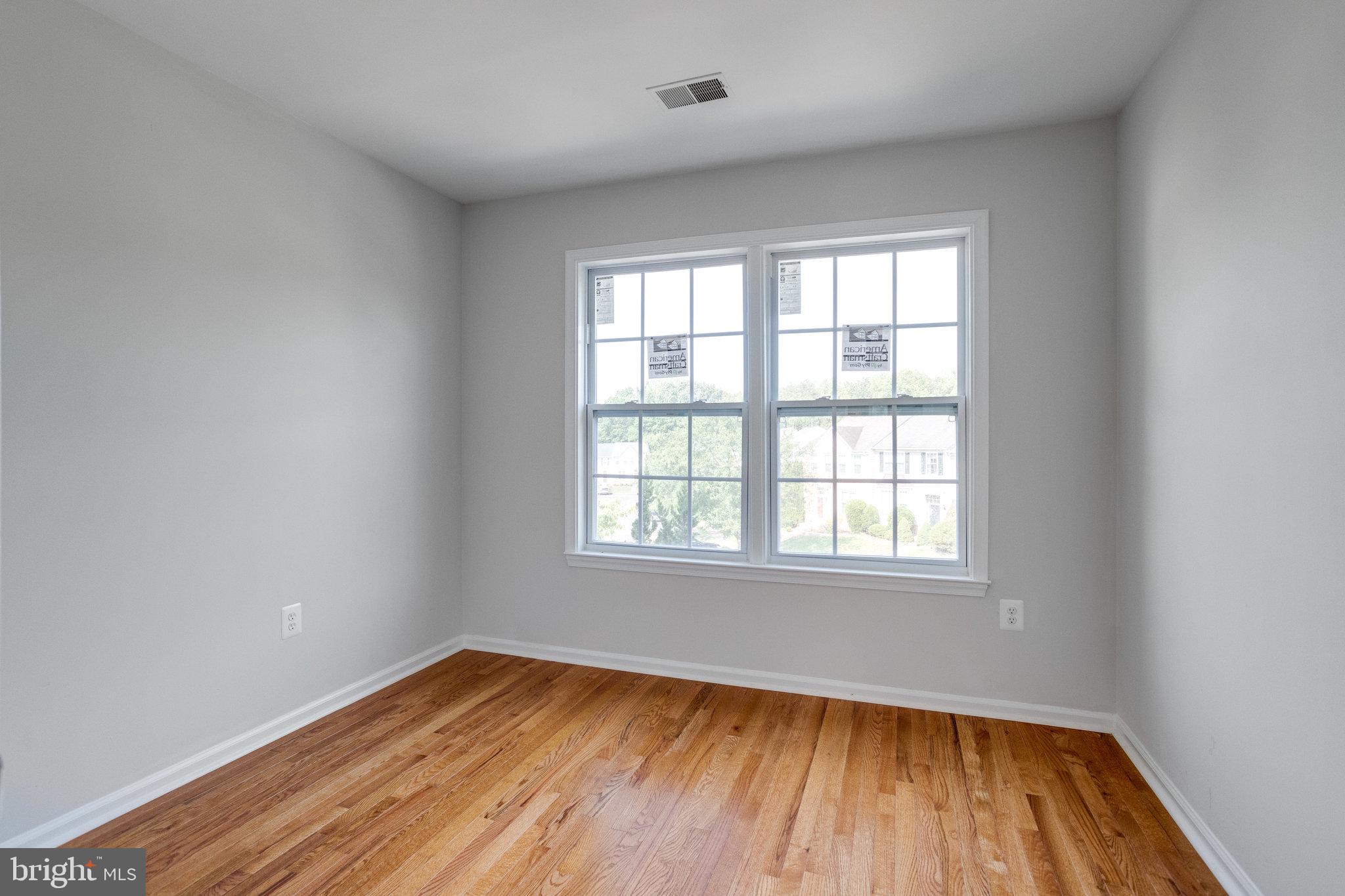 8619 Beech Hollow Lane Springfield, VA 22153 - Photo 39 of 57 Bederoom 2