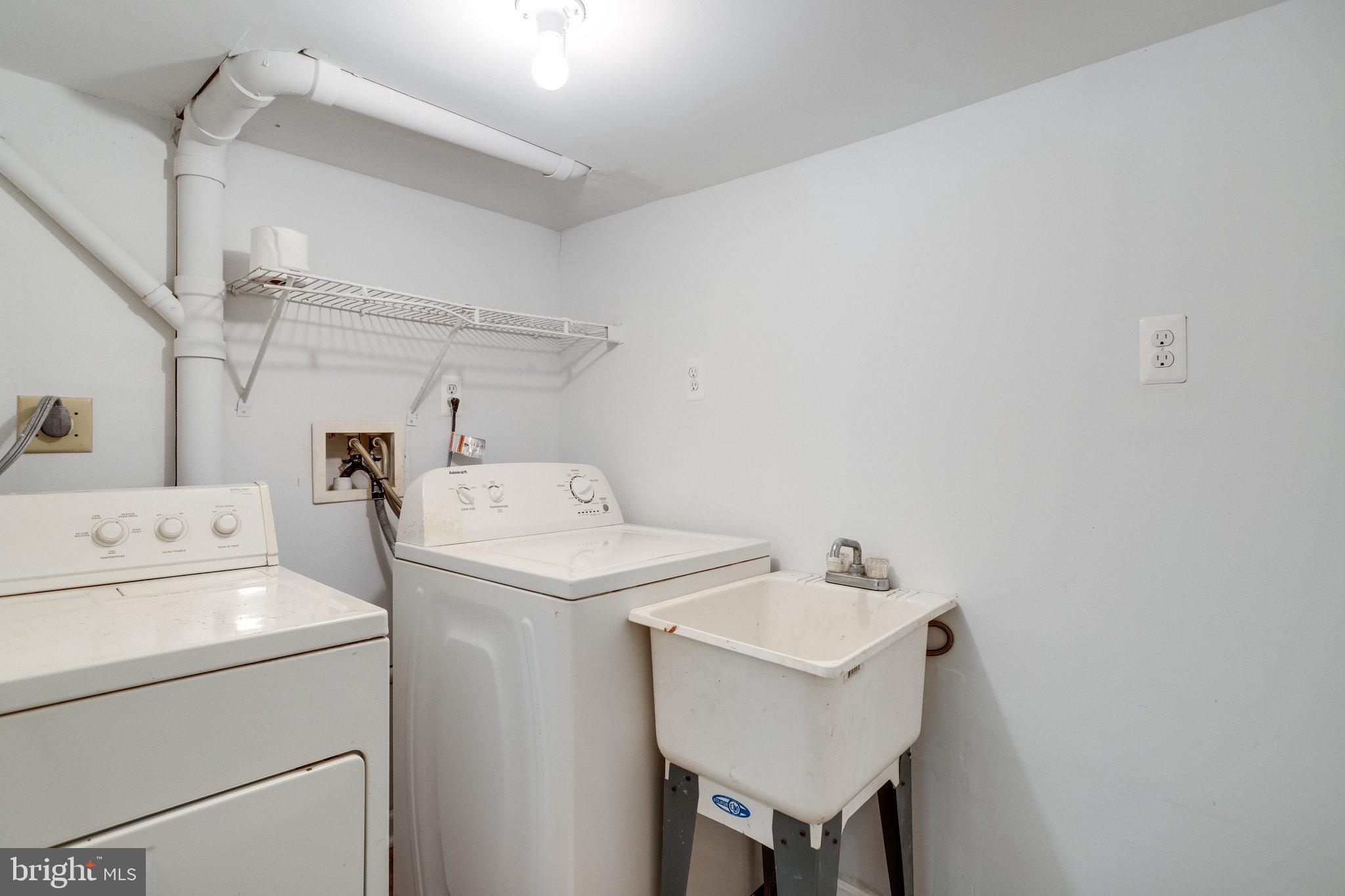 8619 Beech Hollow Lane Springfield, VA 22153 - Photo 47 of 57