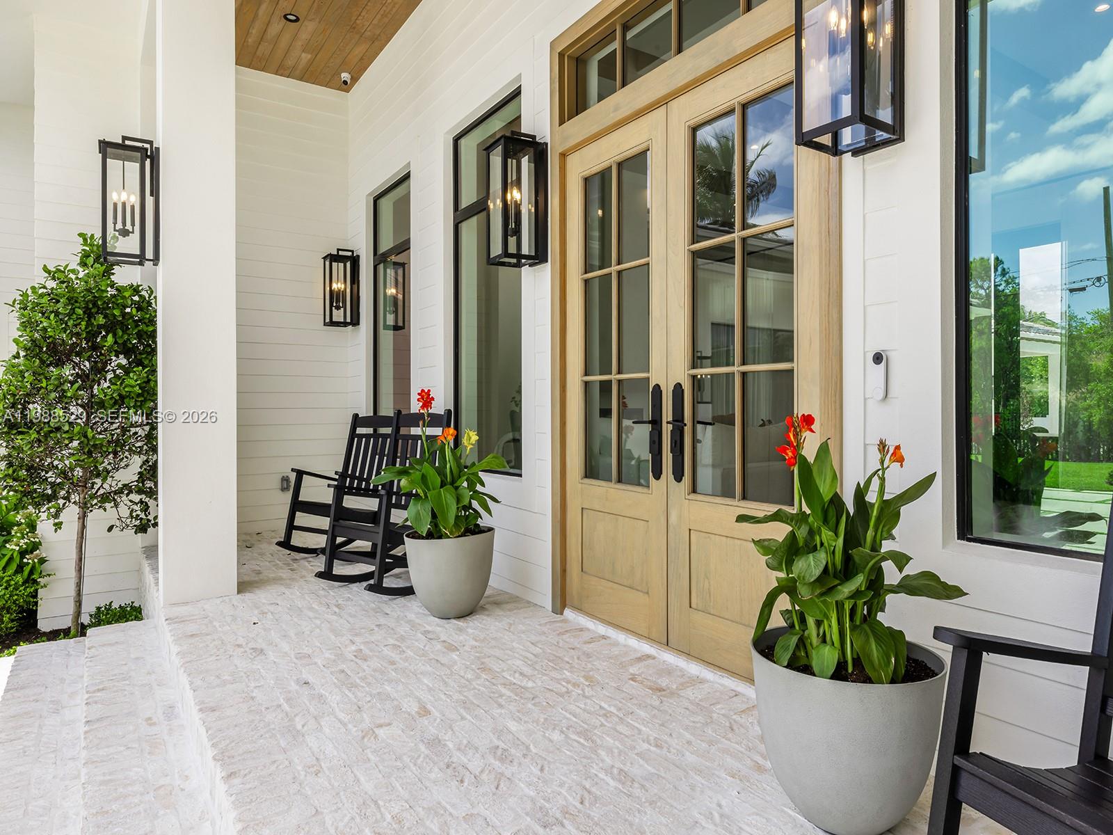 14200 Old Cutler Road Palmetto Bay, FL 33158 - Photo 2 of 40