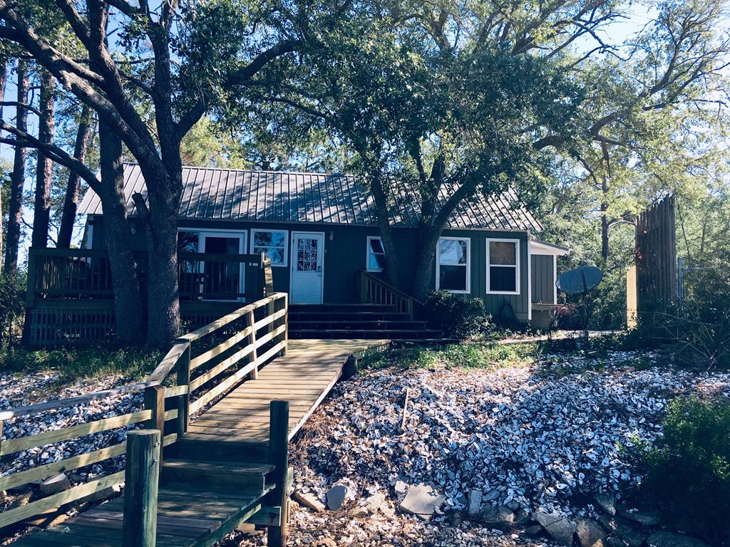 815 3 Rivers Road Carrabelle, FL 32322 - Photo 3 of 33