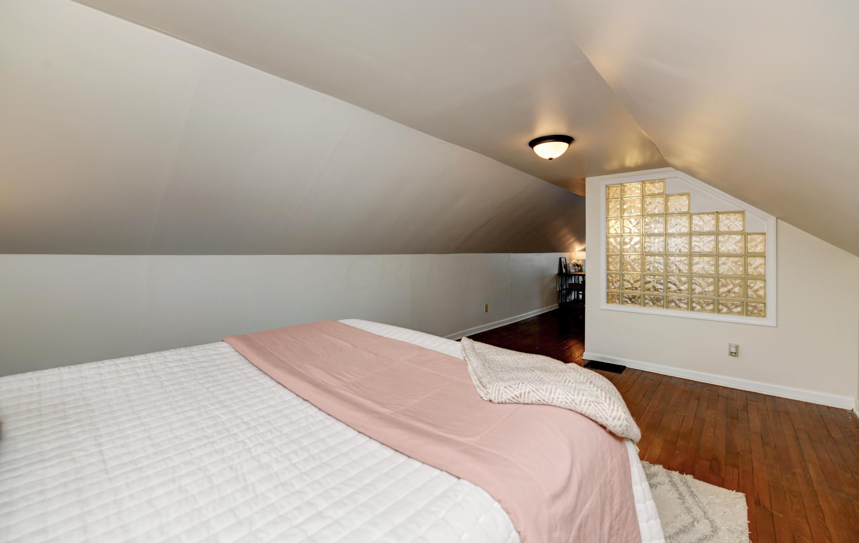 405 Blenheim Road Columbus, OH 43214 - Photo 18 of 36 Gallery Image 18