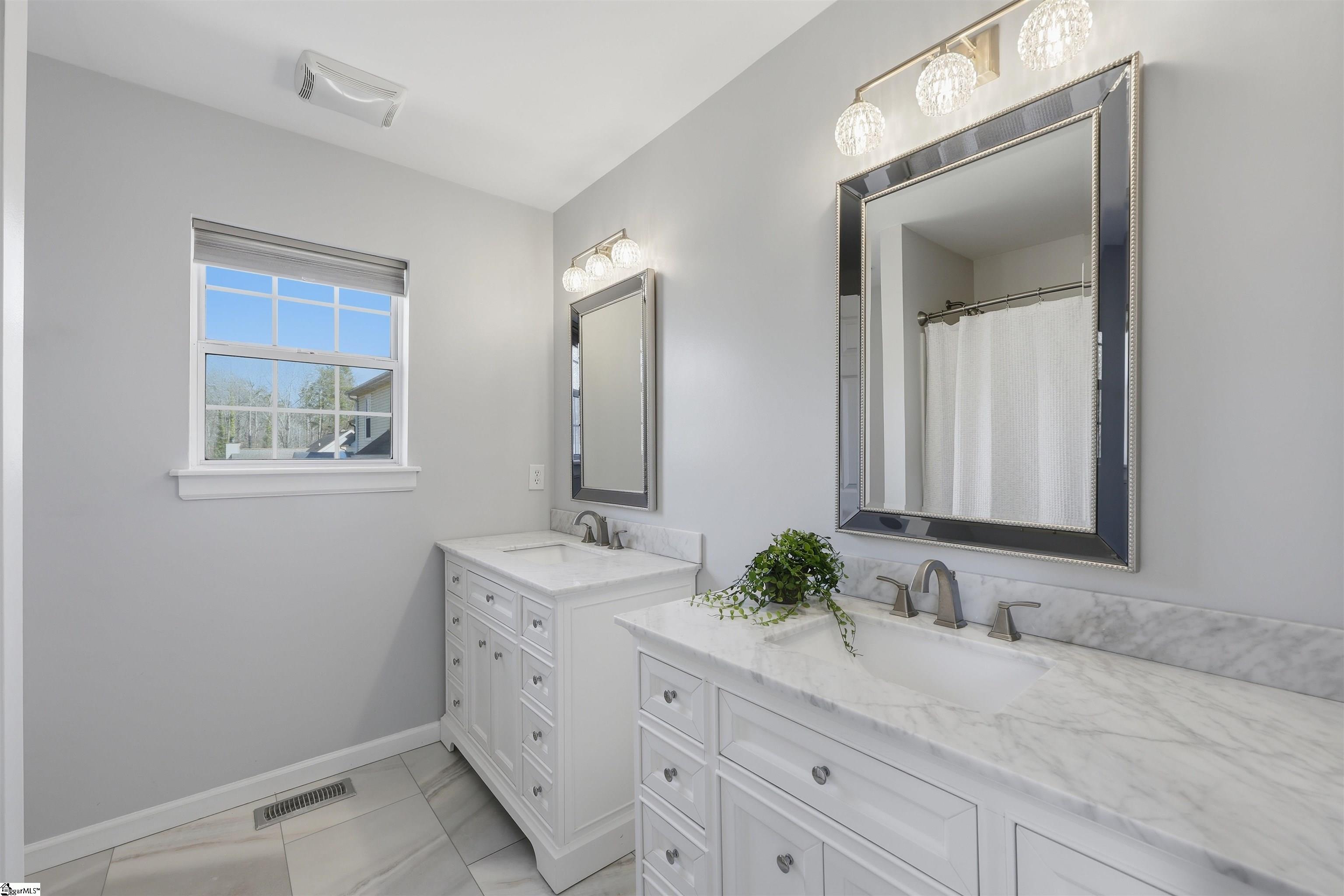 151 East Mountain Creek Road Greenville, SC 29609 - Photo 12 of 23