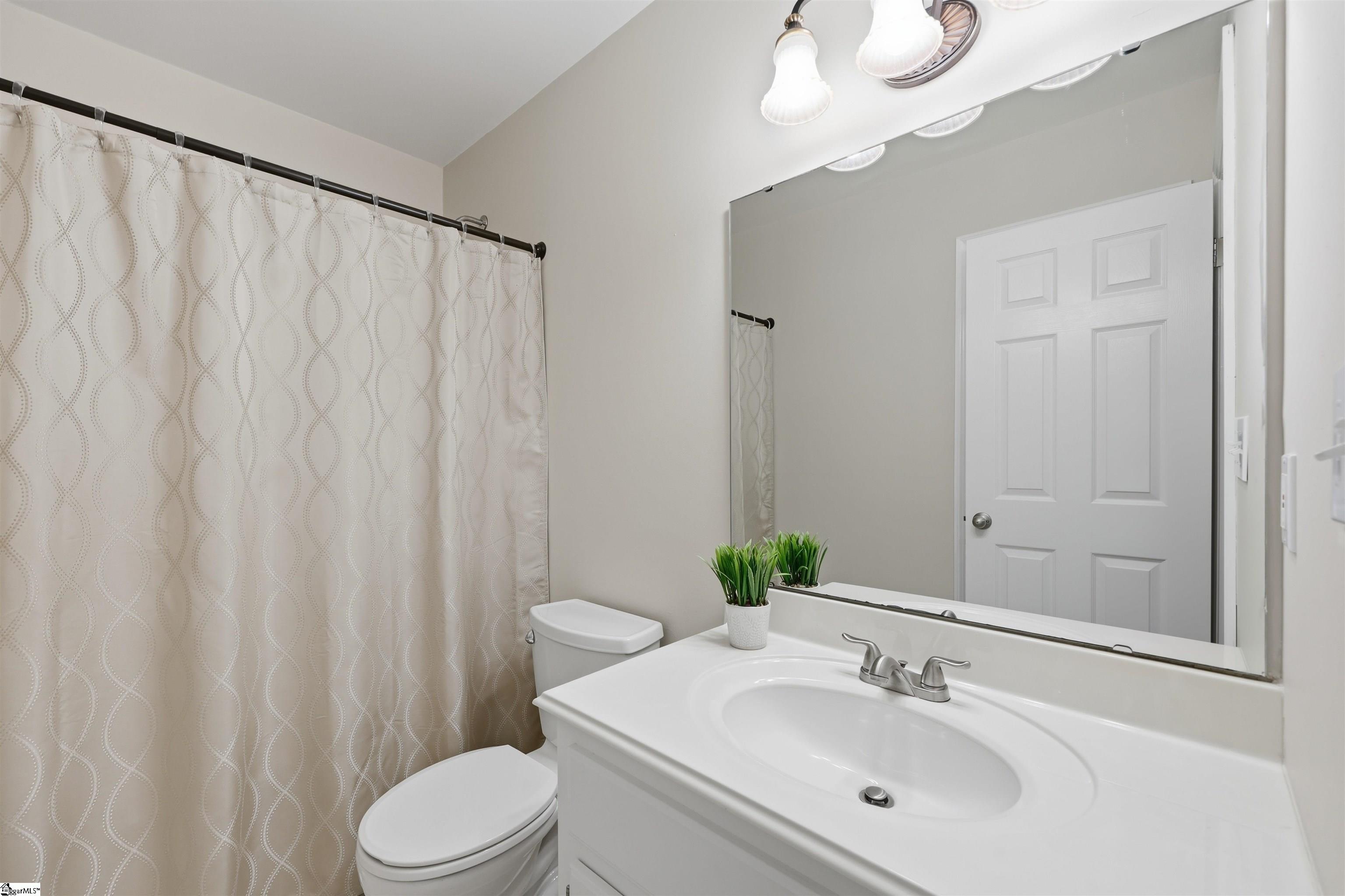 151 East Mountain Creek Road Greenville, SC 29609 - Photo 16 of 23