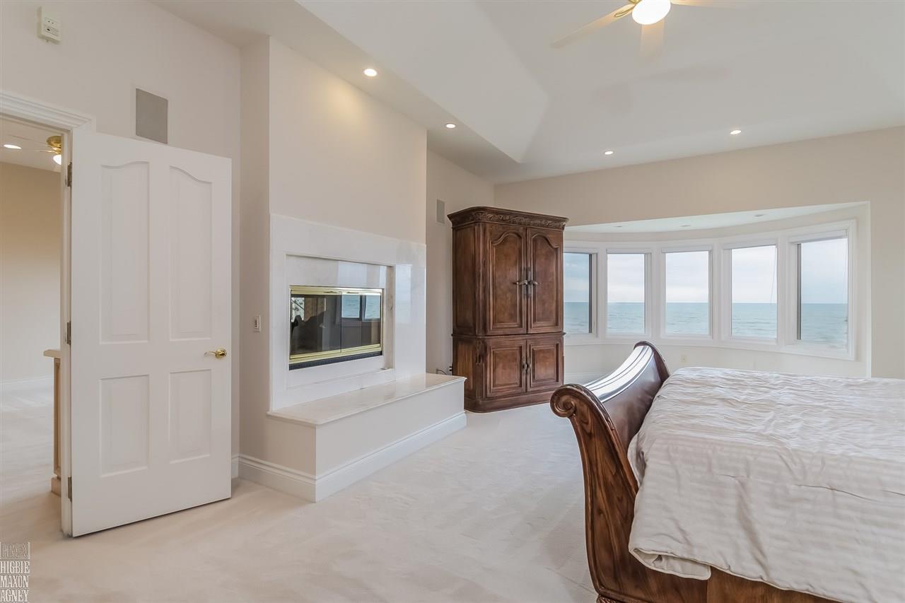 914 Lake Shore Road Grosse Pointe, MI 48236 - Photo 46 of 83 31290716-45.JPG