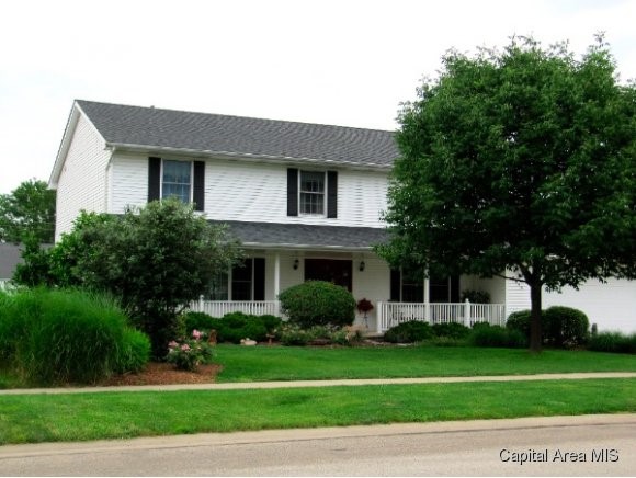 2413 Shabbona Drive Springfield, IL 62702 - Photo 1 of 12 Gallery Image 1