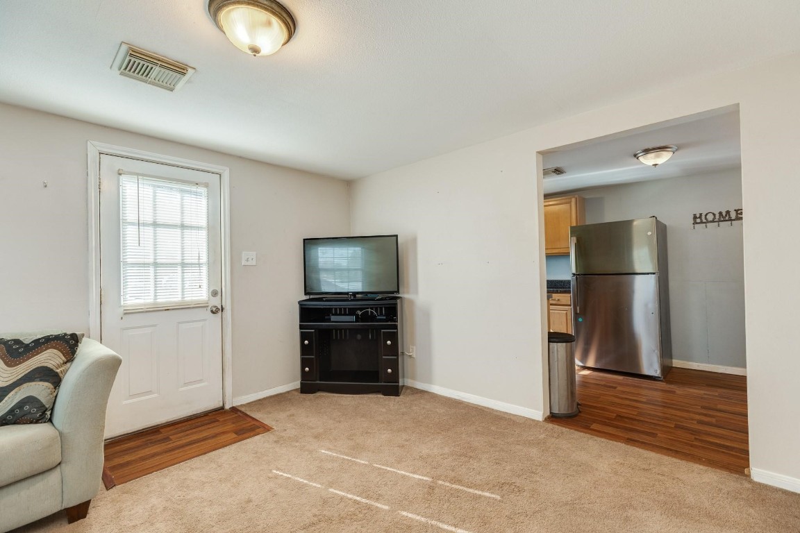 640 Whitten Street Clute, TX 77531 - Photo 24 of 34