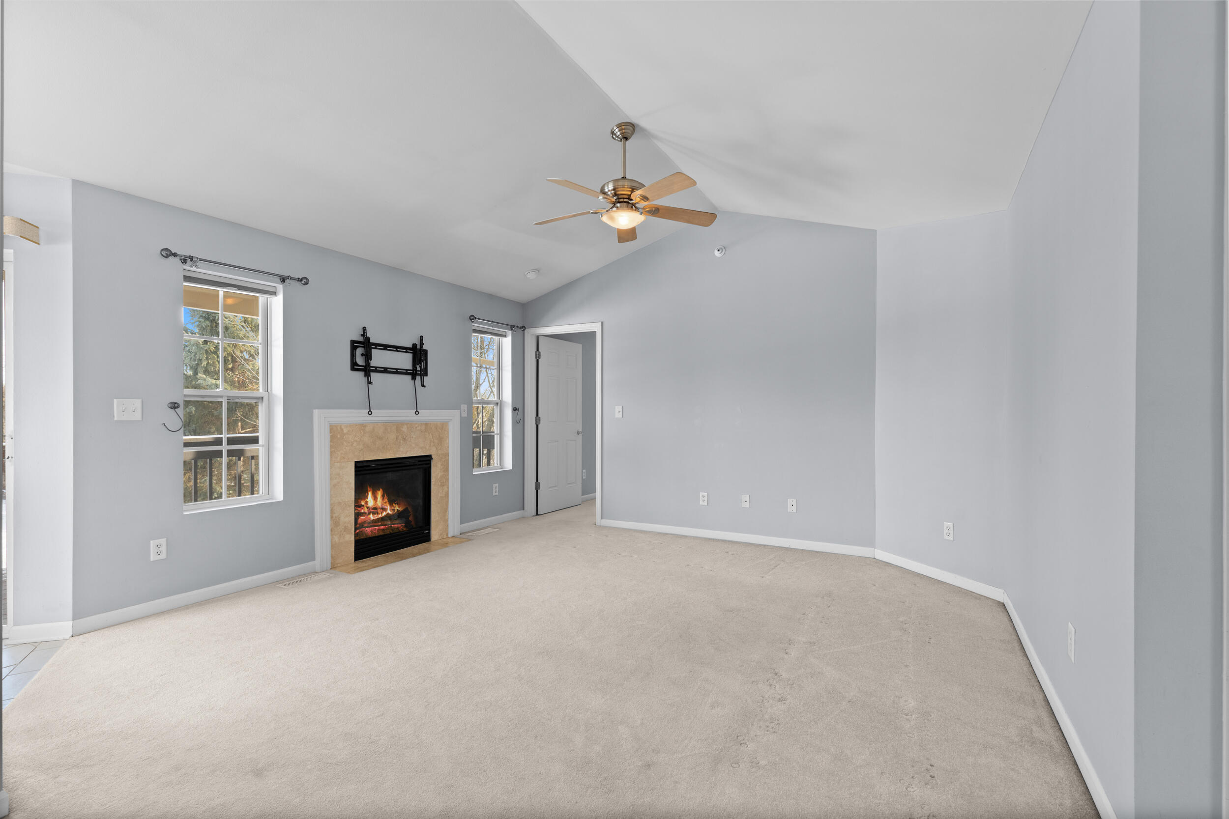 9155 West Elm Court, Unit E Franklin, WI 53132 - Photo 18 of 33 Gas Fireplace