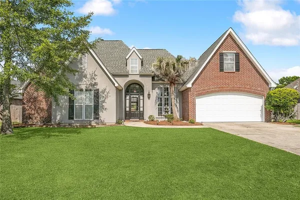 $3,800 | 864 Sweet Bay Drive, Mandeville, LA 70448