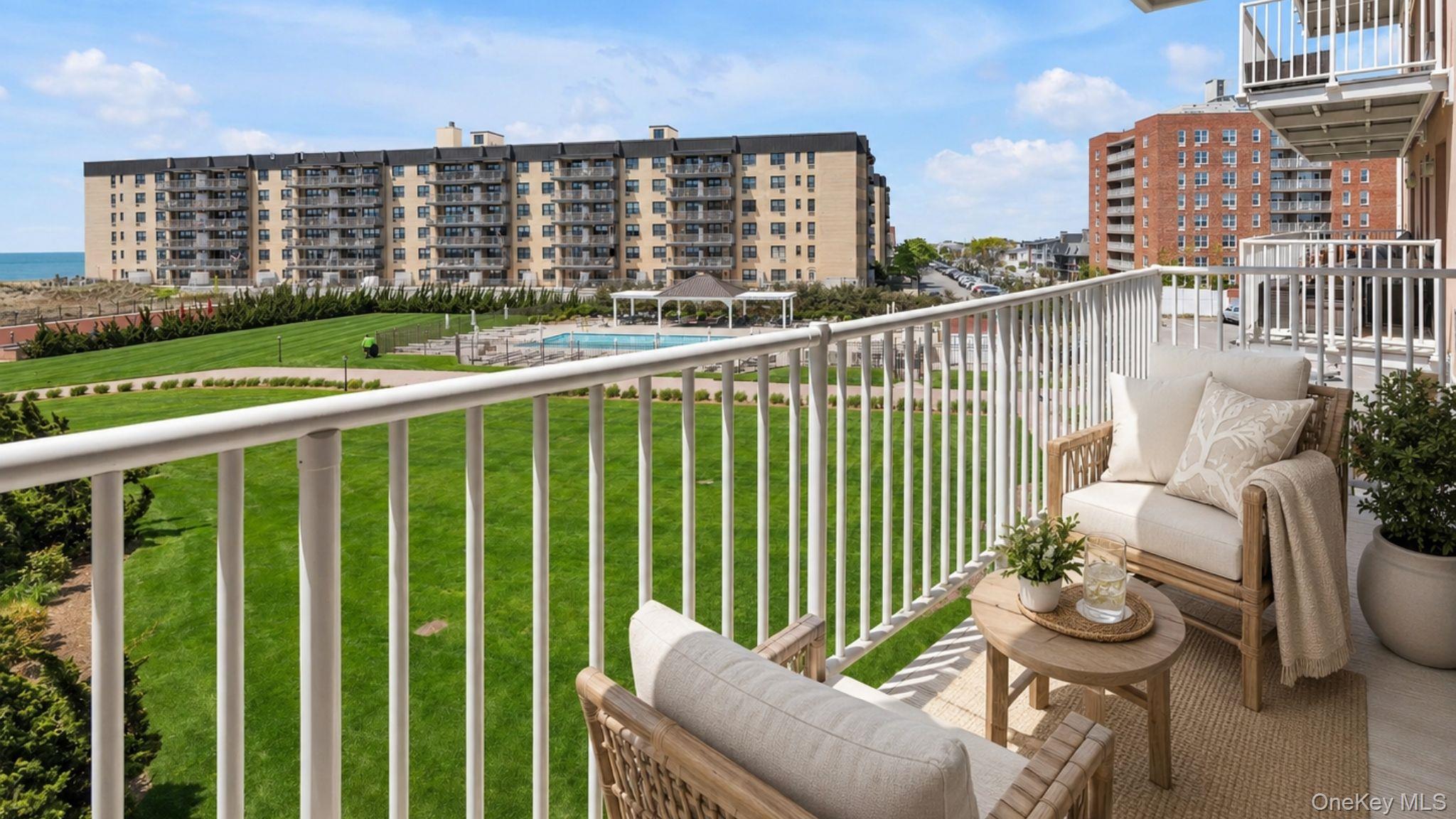 2 Richmond Road, Unit 3U Lido Beach, NY 11561 - Photo 14 of 35