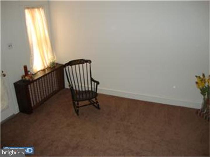 51 Lamport Road Upper Darby, PA 19082 - Photo 3 of 14