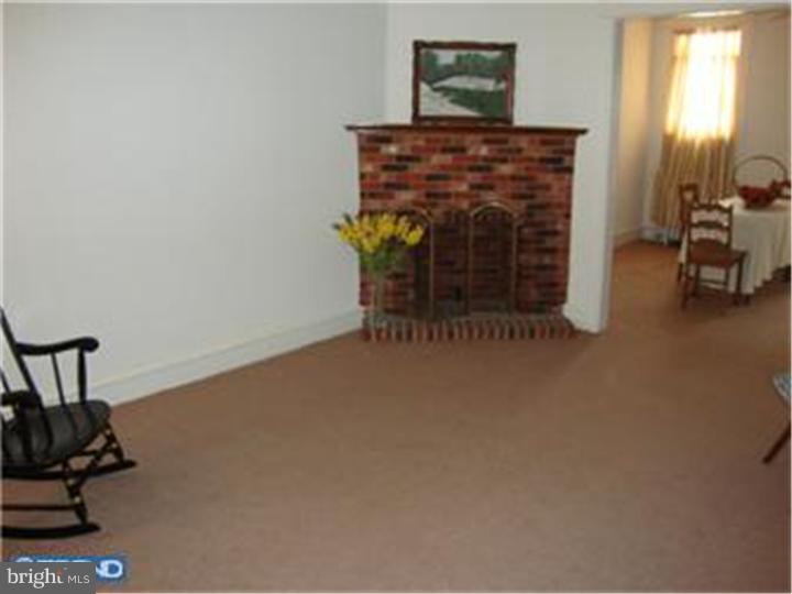 51 Lamport Road Upper Darby, PA 19082 - Photo 4 of 14