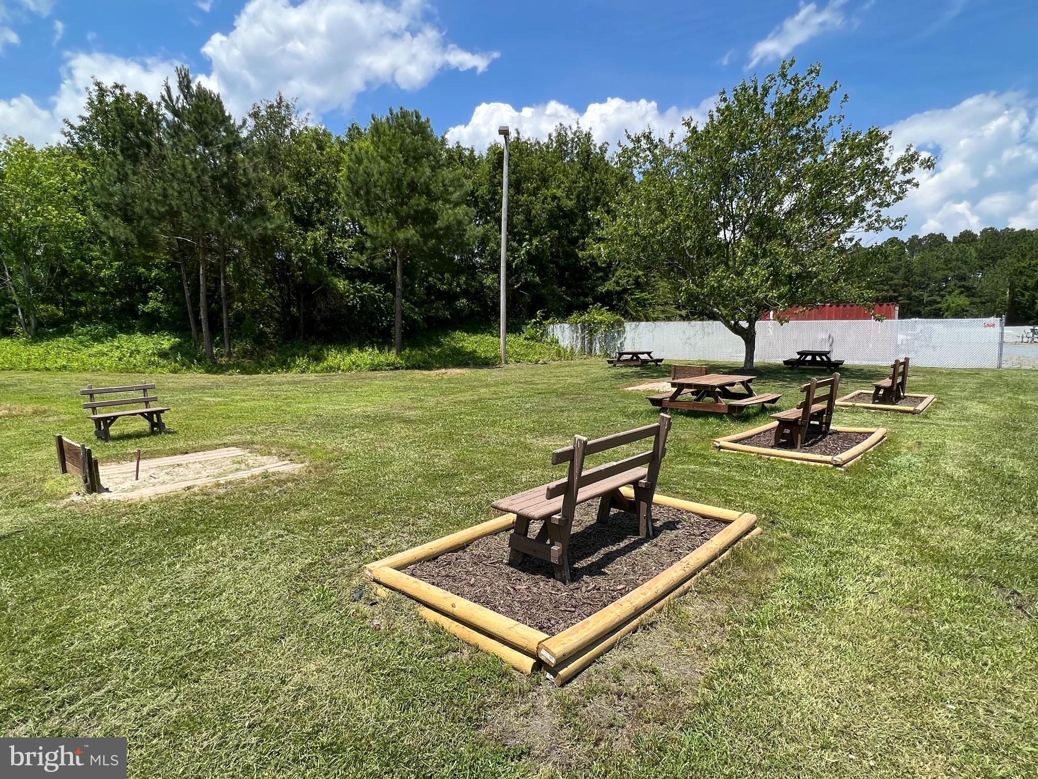 12407 Pegleg Way Berlin, MD 21811 - Photo 68 of 86 Horseshoes