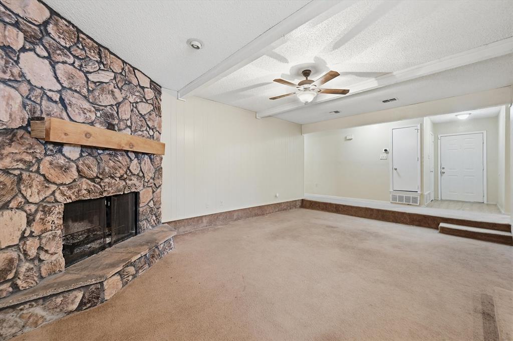 1503 North Fielder Road Arlington, TX 76012 - Photo 6 of 40 Gallery Image 6