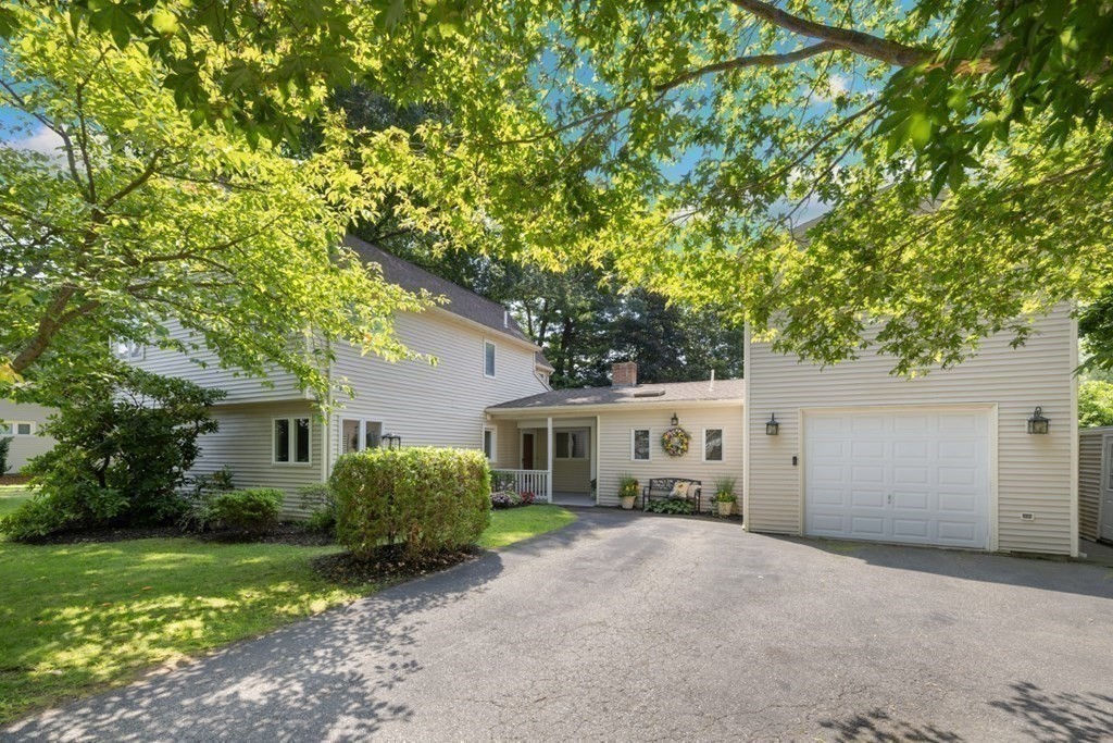 51 Whittier Road Wakefield, MA 01880 - Photo 1 of 41 Gallery Image 1