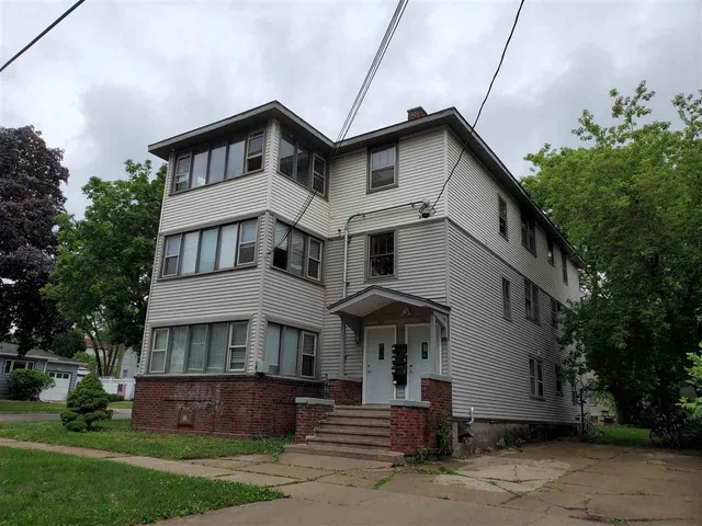 $2,000 | 930 Emerald Street, Unit 3A, Madison, WI 53715