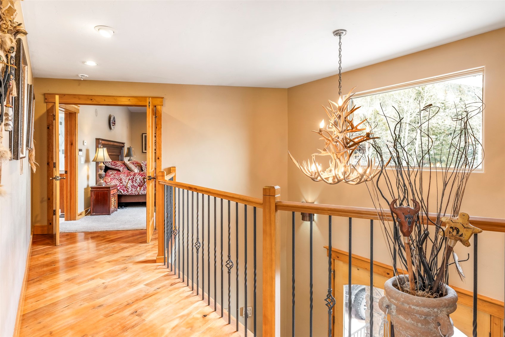 145 Gold Run Circle Dillon, CO 80435 - Photo 23 of 46 Hallway to Primary Bedroom