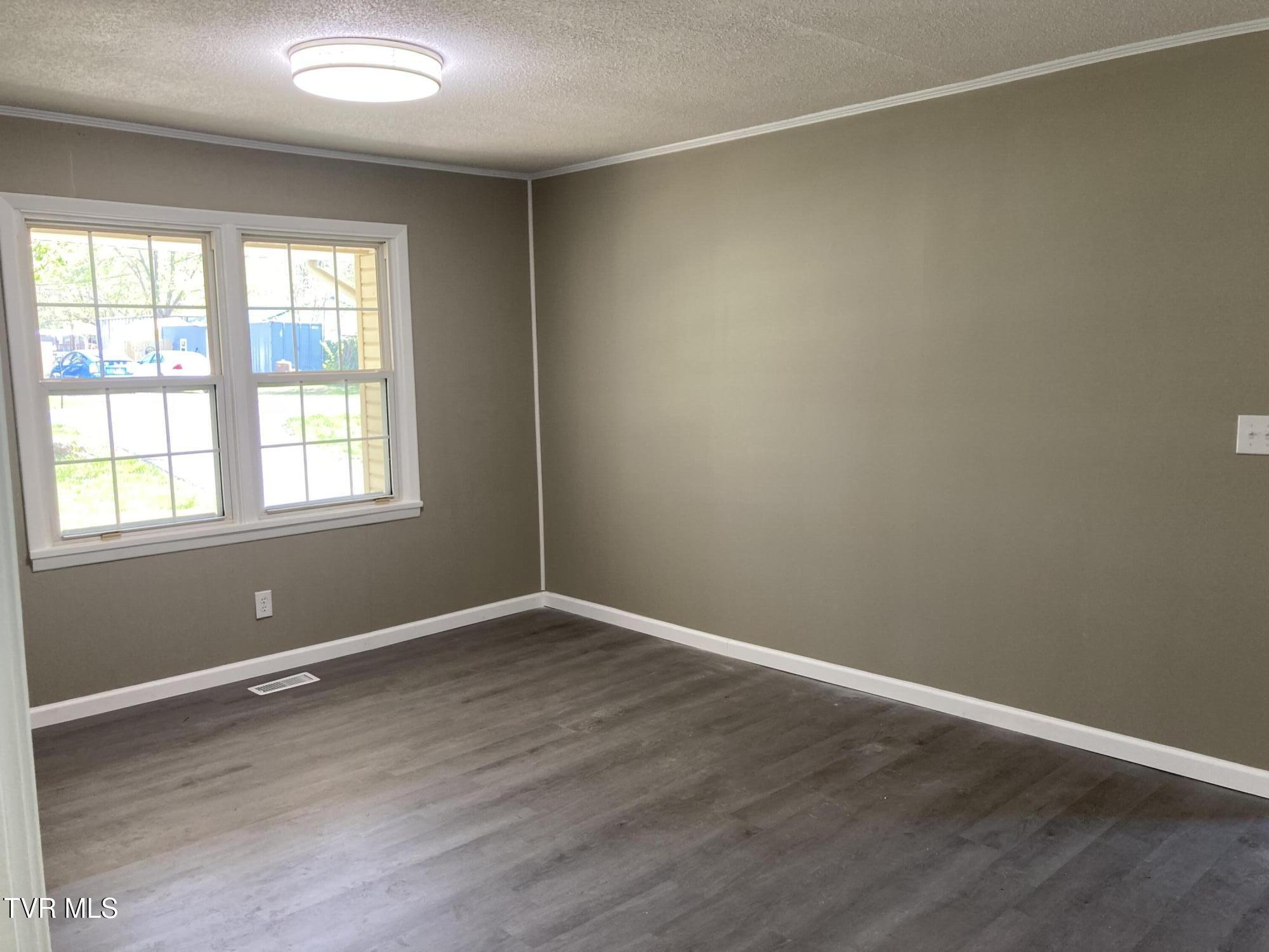 124 Cates Corner Road Hampton, TN 37658 - Photo 31 of 33 IMG_2563