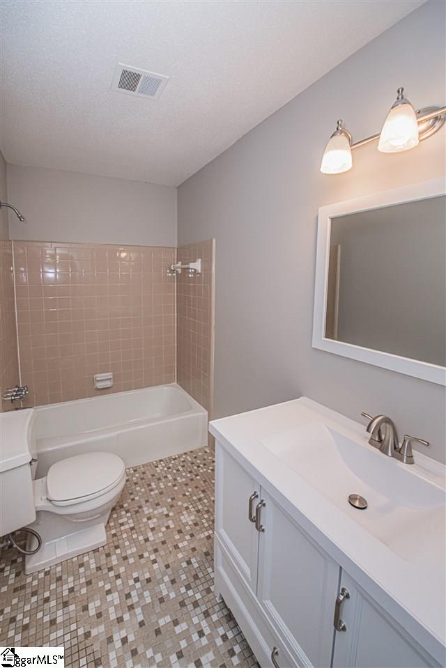113 Montclair Road Mauldin, SC 29662 - Photo 14 of 26 Gallery Image 14