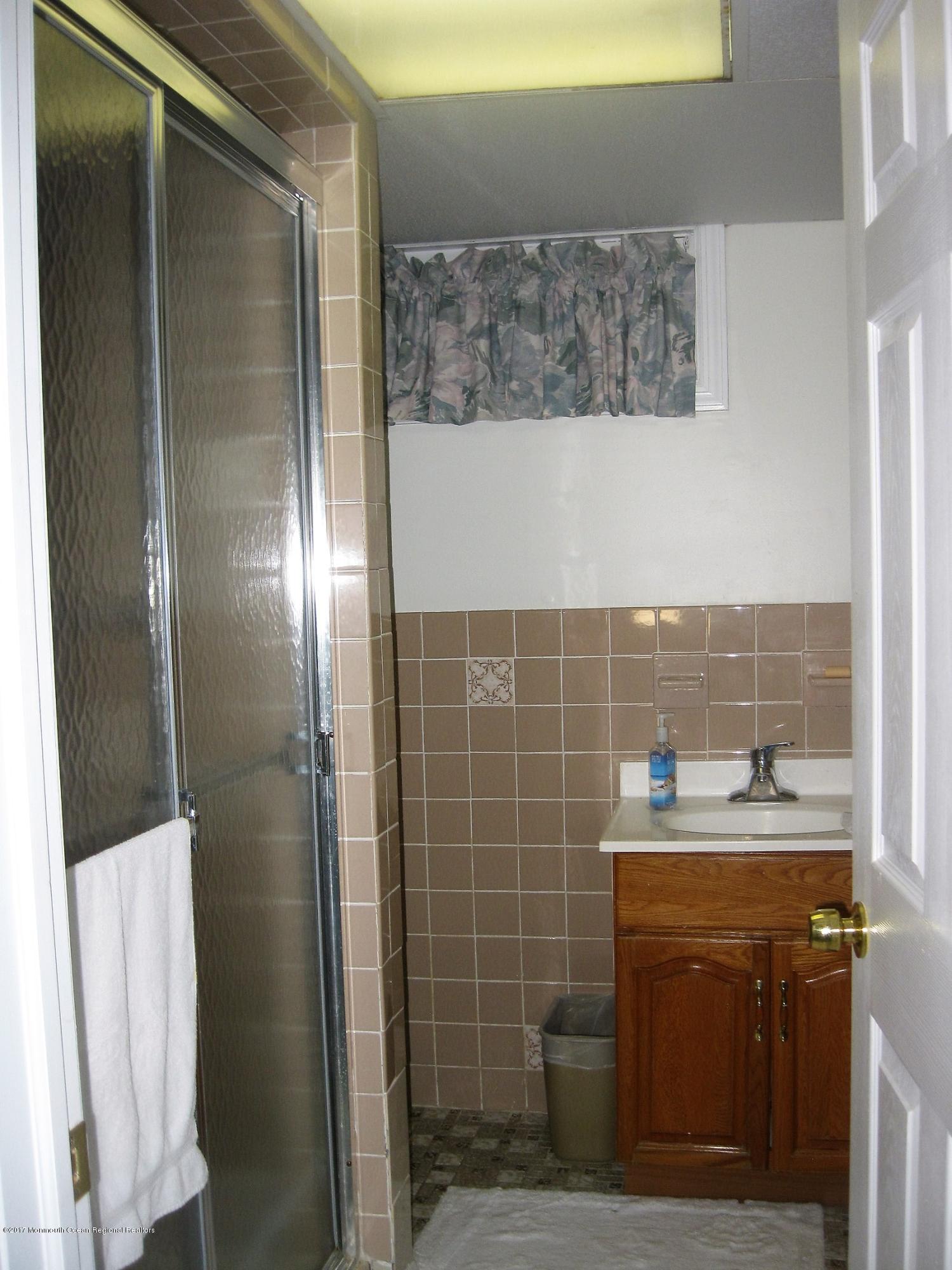 14 East Colony Road Lavallette, NJ 08735 - Photo 29 of 37 IMG_0628