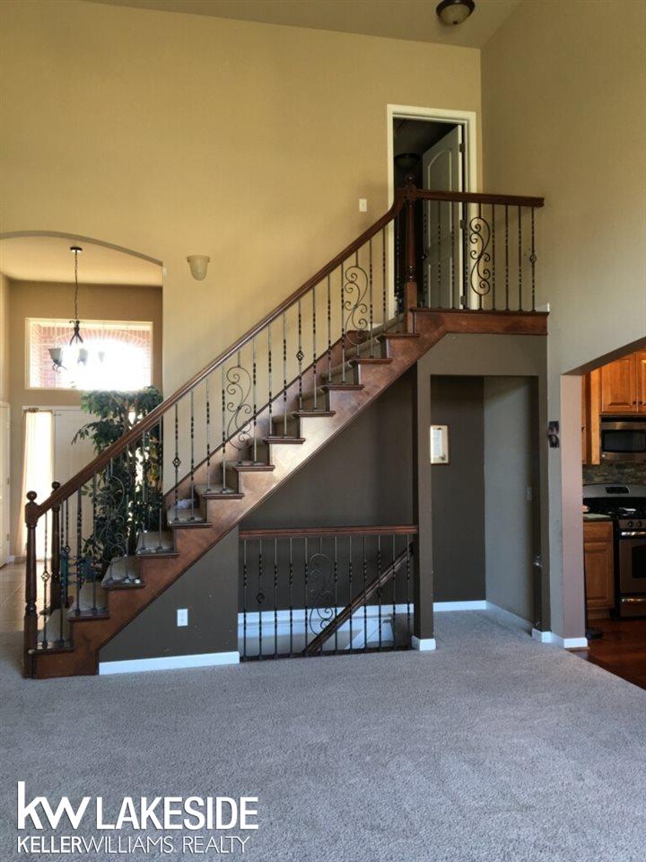 21427 Raintree Drive Macomb, MI 48044 - Photo 2 of 25 31291583-1.JPG