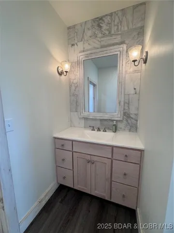 $995,000 | 367 Hwy Mm, Eldon, MO 65026