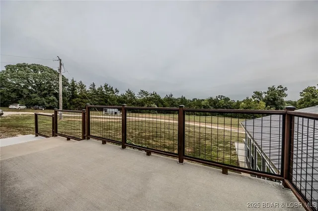 $995,000 | 367 Hwy Mm, Eldon, MO 65026