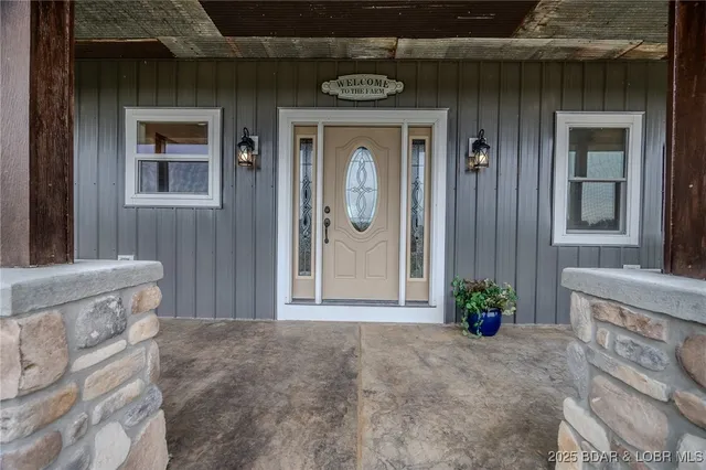 $995,000 | 367 Hwy Mm, Eldon, MO 65026